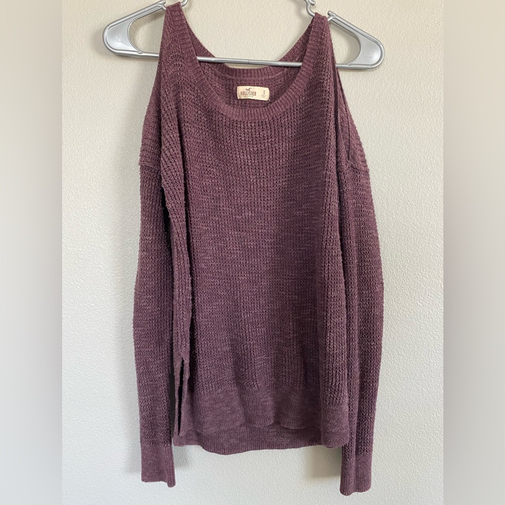 Hollister Purple Waffle Knit cold shoulder sweater